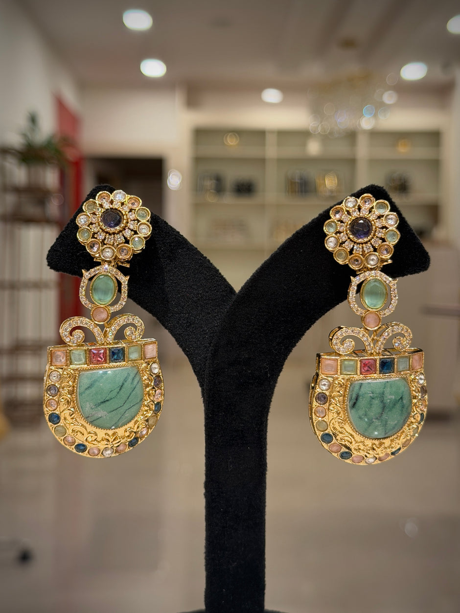 Multistone Kundan Heritage Pendant Earrings Set