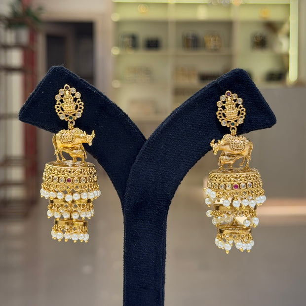 Temple Lakshmi Nandi Pearl Jhumka Earrings Set