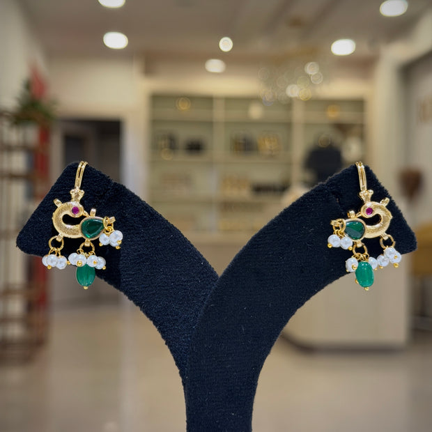 Bird Motif Emerald & Pearl Drop Bugadi / Tops Ear Cuffs
