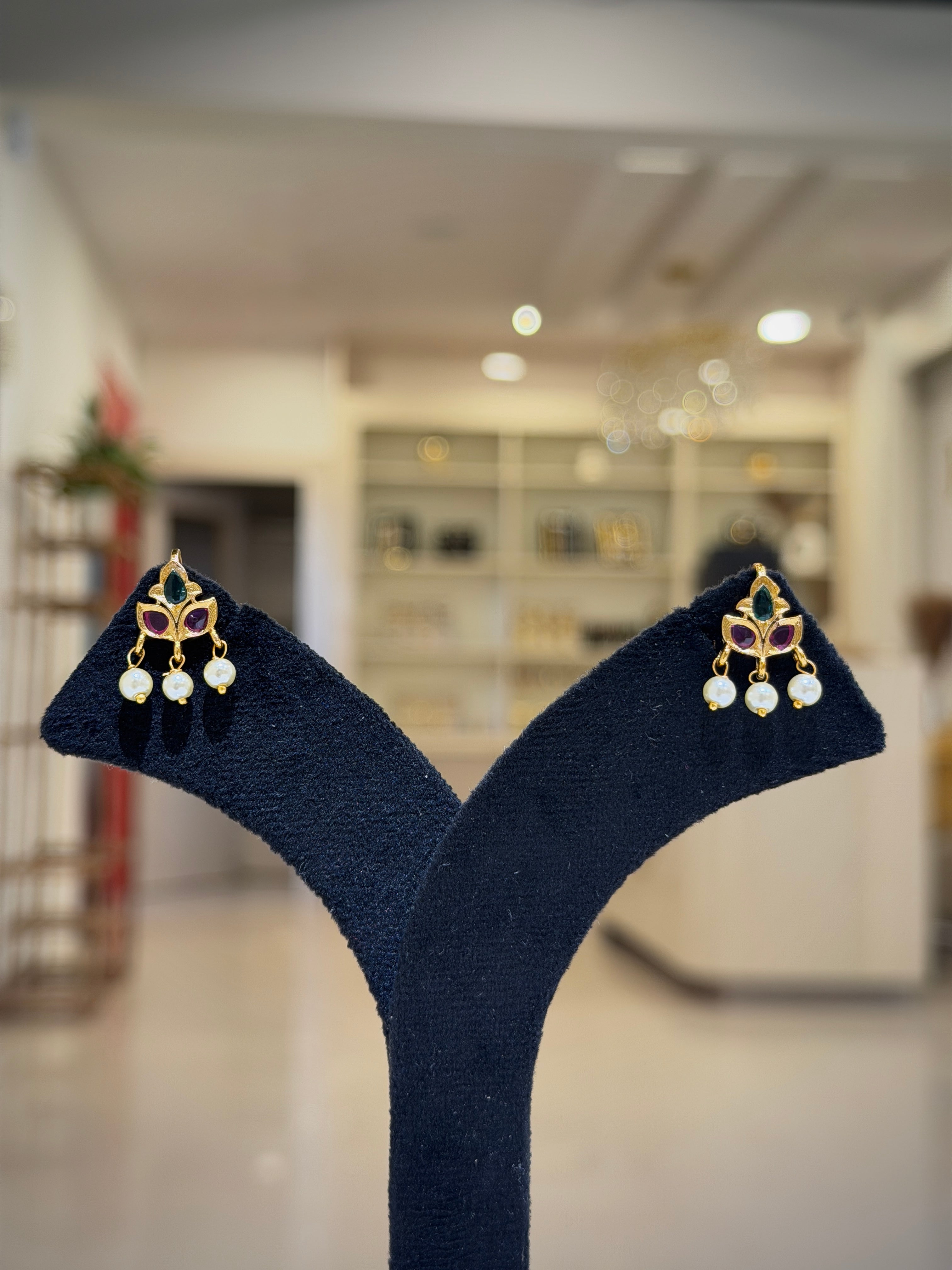 Traditional Kundan Pearl Drop Bugadi / Tops Ear Cuff