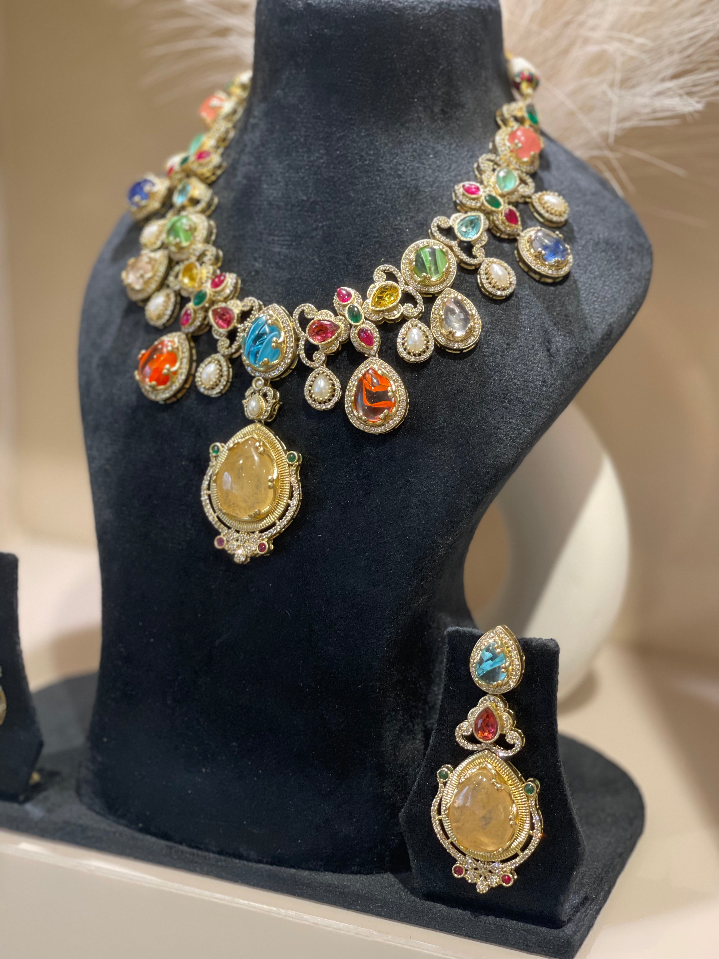 Royal Navratna Necklace Set RM111