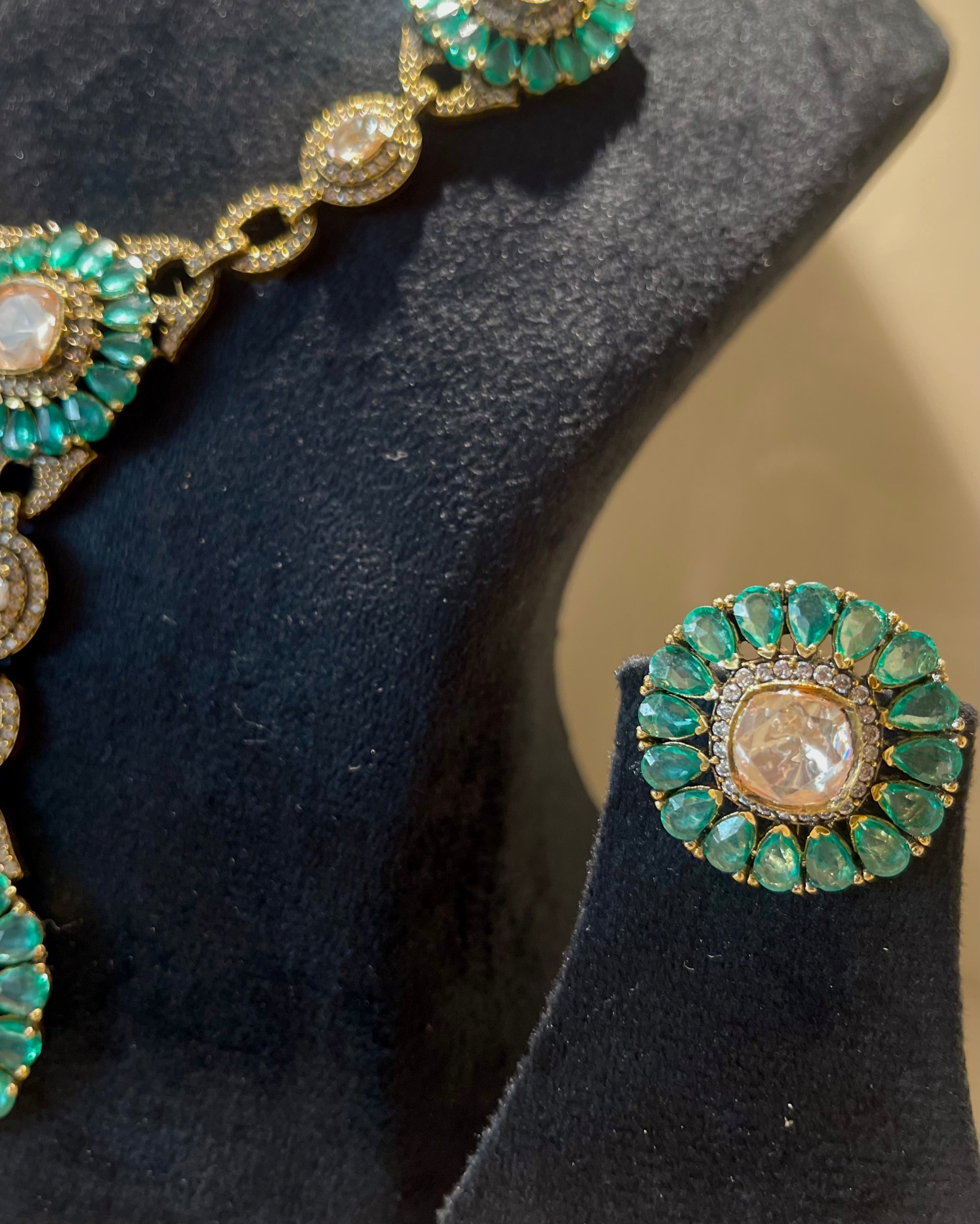 Imperial Verde: Green Jewel of the Throne Necklace Set