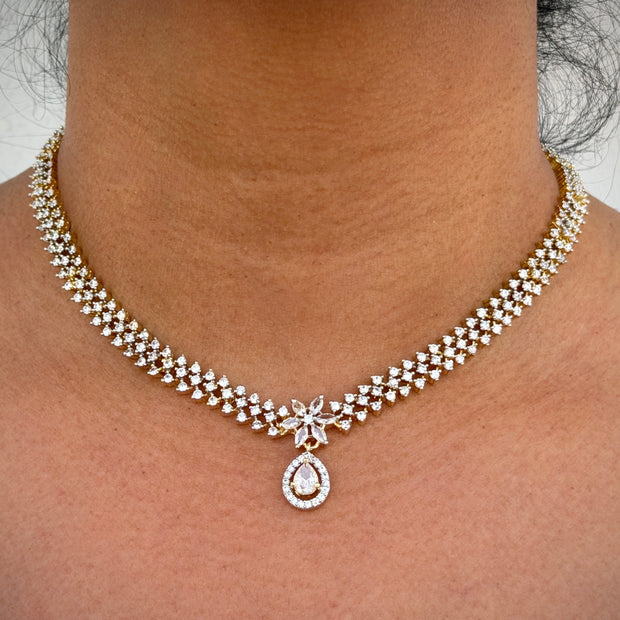 Necklace with a teardrop pendant