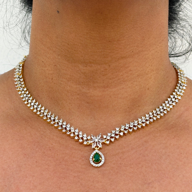 Necklace with a green gemstone pendant