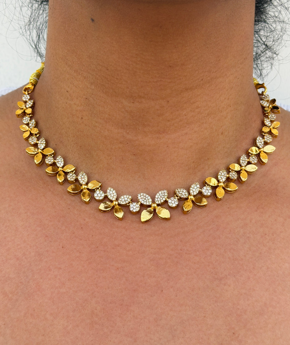 Gold and diamond necklace 