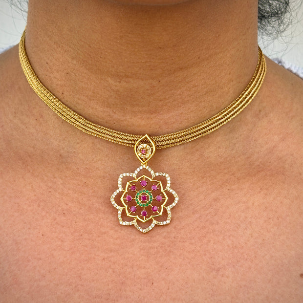 neklace flower design