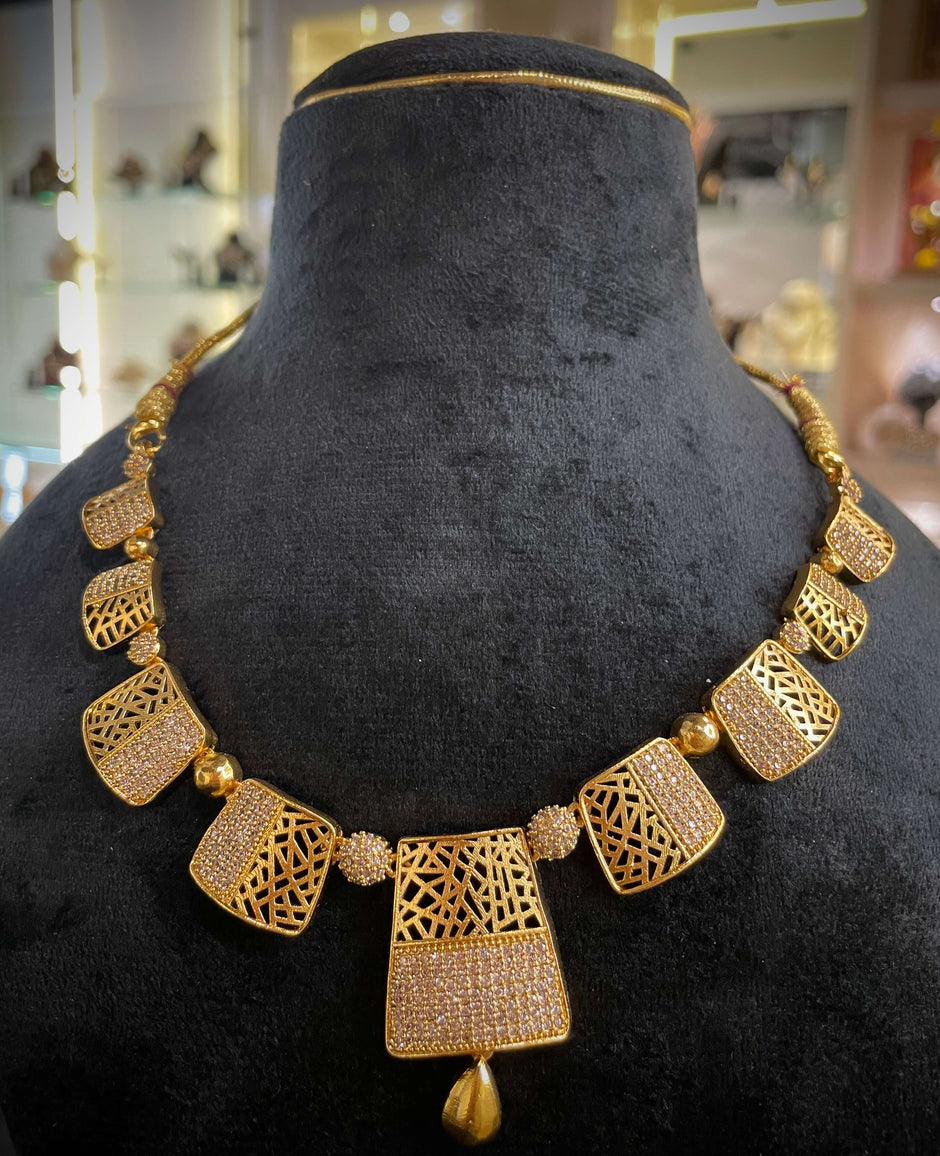 Regal Gold Statement Choker Necklace Set
