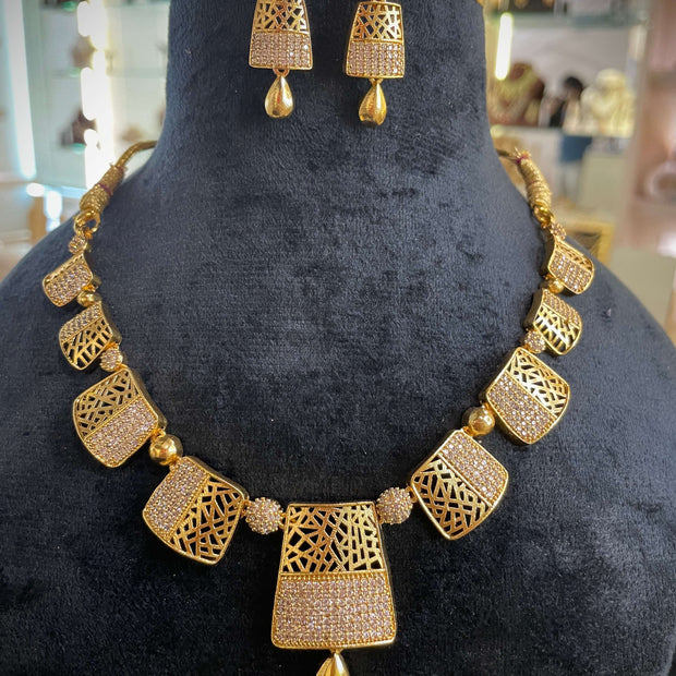 Regal Gold Statement Choker Necklace Set