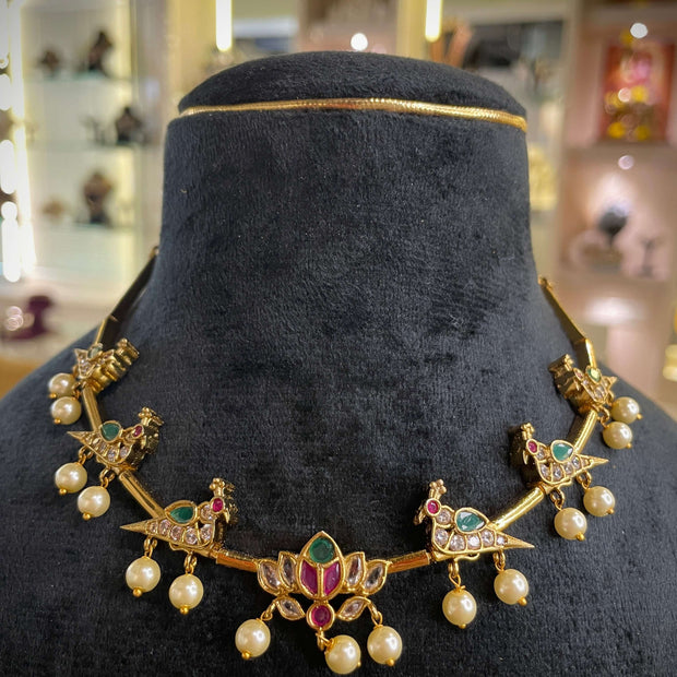 Parrot Pearl Ruby Green Gold Necklace Set