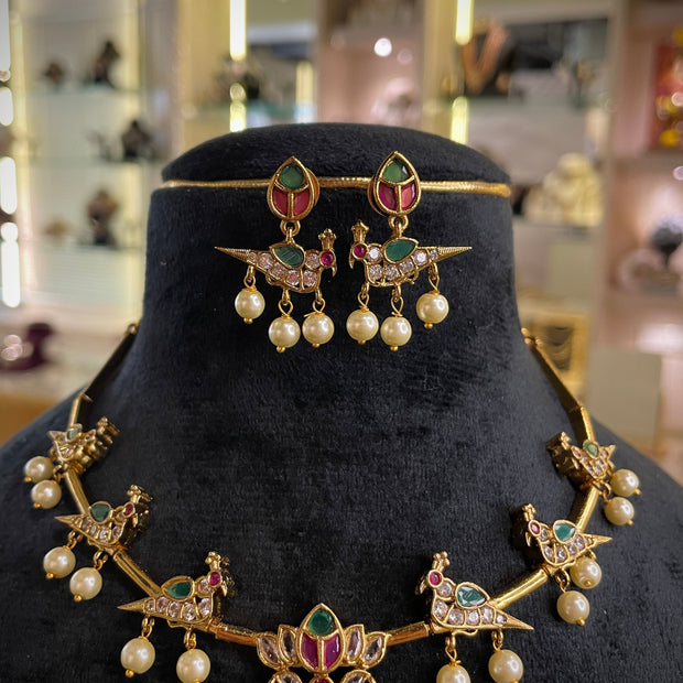 Parrot Pearl Ruby Green Gold Necklace Set